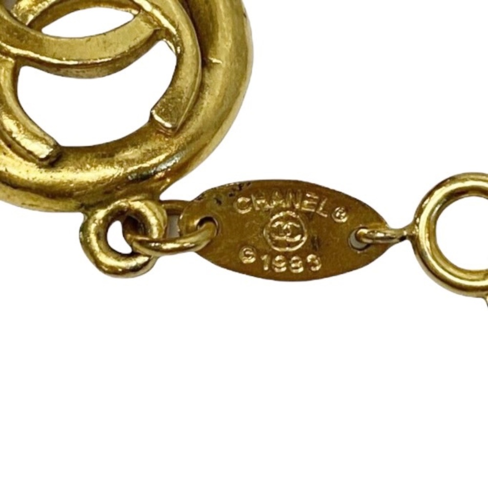 VINTAGE CHANEL CC Logo Gold Plated Bracelet Dainty - Picture 6 of 12